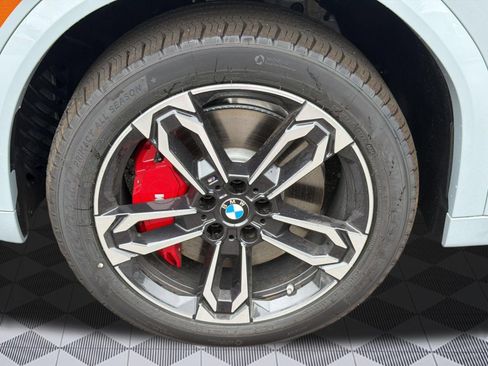 New 2026 BMW X2 xDrive28i w/ Technology Package AWD/4WD image 12