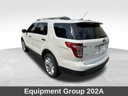 Used 2014 Ford Explorer XLT w/ Equipment Group 202A image 3