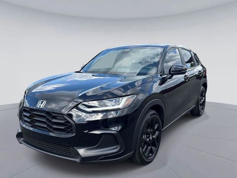 Certified 2025 Honda HR-V Sport image 8