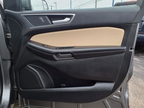 Certified 2022 Ford Edge SEL image 12