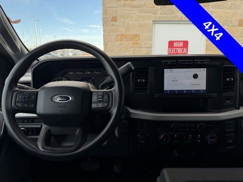 Used 2024 Ford F250 XLT w/ FX4 Off-Road Package image 7