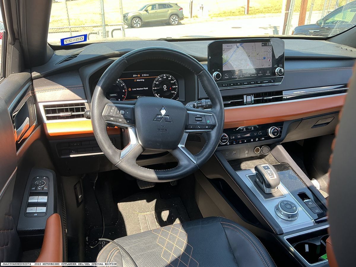 Used 2022 Mitsubishi Outlander SEL FWD image 11