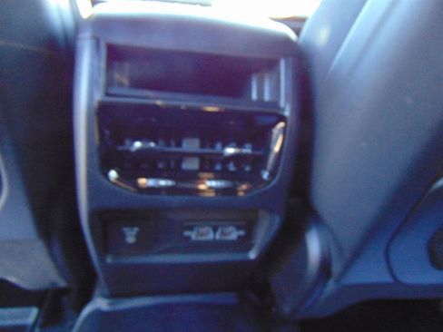 Used 2023 Jeep Grand Cherokee Altitude image 26