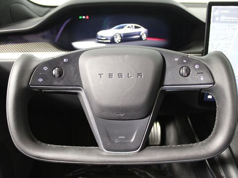 Used 2022 Tesla Model S Plaid image 17