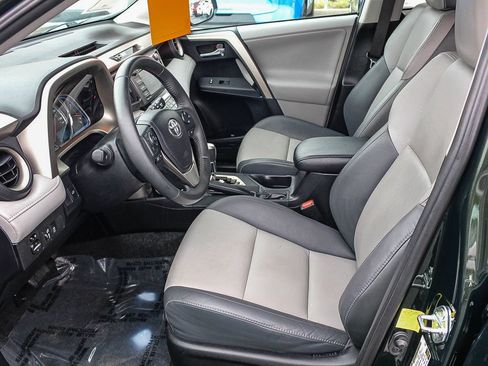 Used 2013 Toyota RAV4 Limited FWD image 19