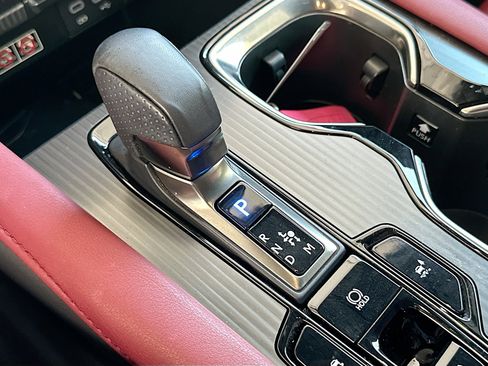 Used 2024 Lexus RX 500h F Sport w/ Convenience Package image 16