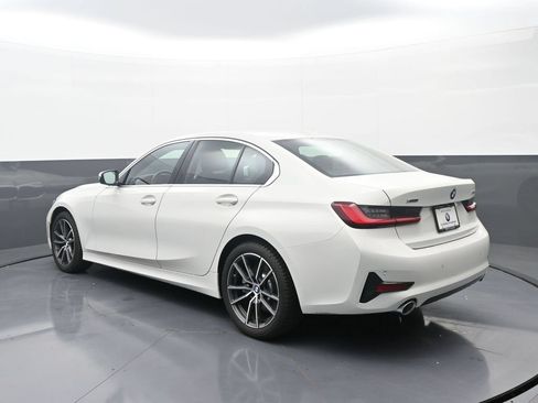 Used 2021 BMW 330i xDrive Sedan w/ Driving Assistance Package AWD/4WD image 5