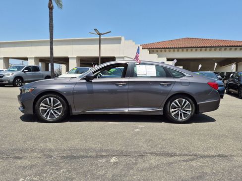 Used 2021 Honda Accord EX image 2