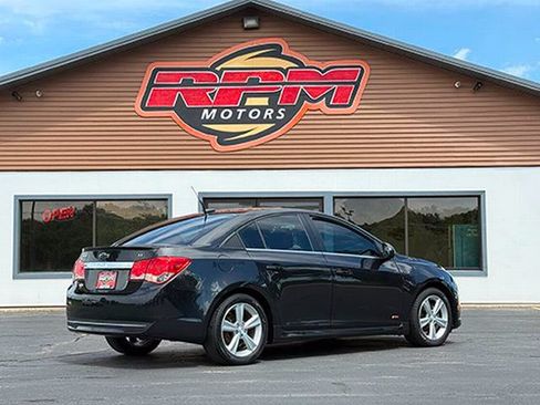 Used 2014 Chevrolet Cruze LT w/ RS Package FWD image 6