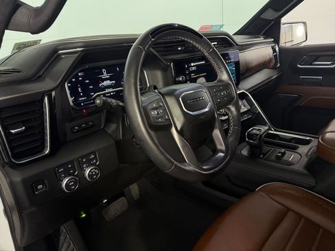 Used 2024 GMC Sierra 1500 Denali Ultimate AWD/4WD image 23