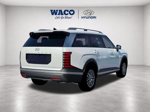 Used 2026 Hyundai Palisade SEL FWD image 7