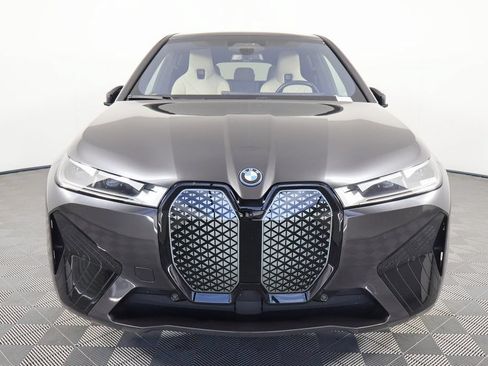 Used 2024 BMW iX xDrive50 w/ Premium Package AWD/4WD image 2