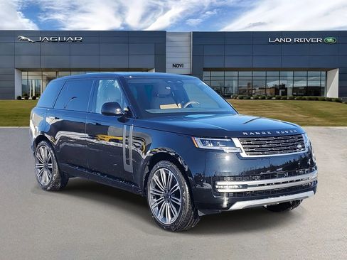 New 2026 Land Rover Range Rover Long Wheelbase SE image 4