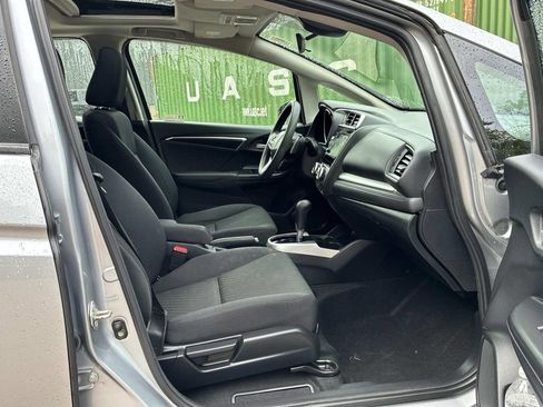 Used 2019 Honda Fit EX image 9