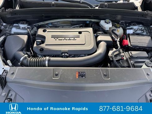 Used 2023 Buick Envision Avenir image 8