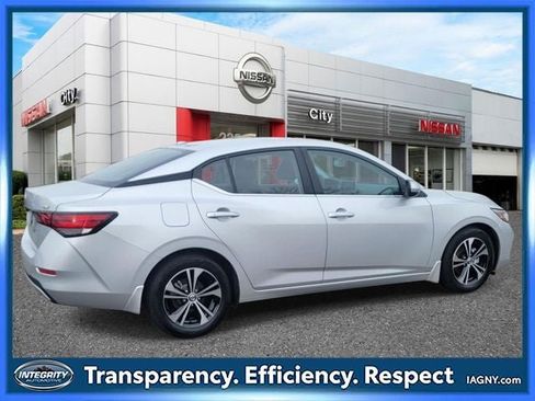 Used 2023 Nissan Sentra SV FWD image 8