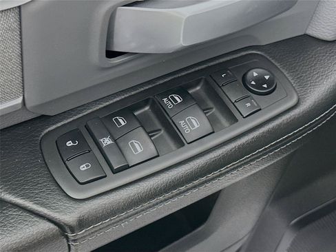 Used 2021 RAM 2500 Big Horn AWD/4WD image 19