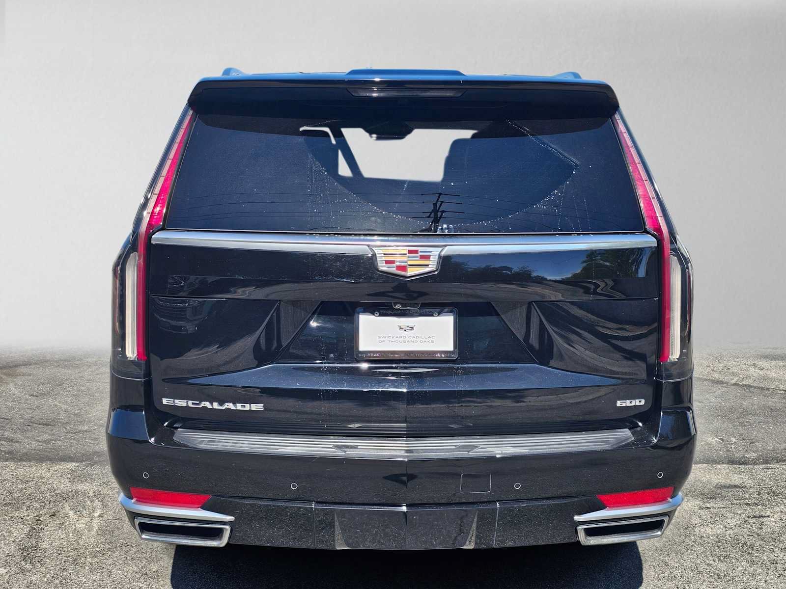 Certified 2024 Cadillac Escalade ESV Premium Luxury Platinum AWD/4WD image 4