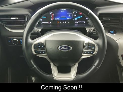 Used 2023 Ford Explorer XLT image 27