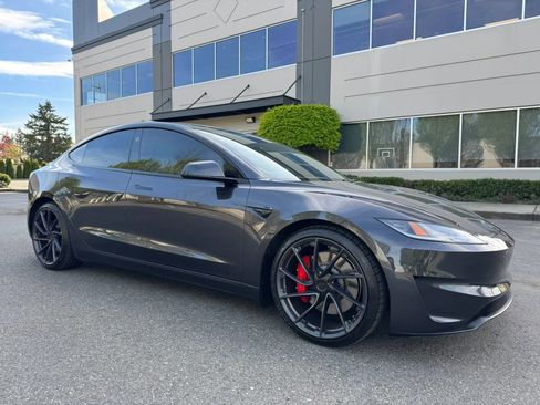 Used 2024 Tesla Model 3 Performance image 1