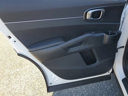 New 2026 Kia Sorento LX image 22