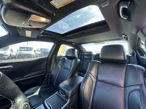 Certified 2022 Dodge Charger SXT w/ Leather Interior Group image 16