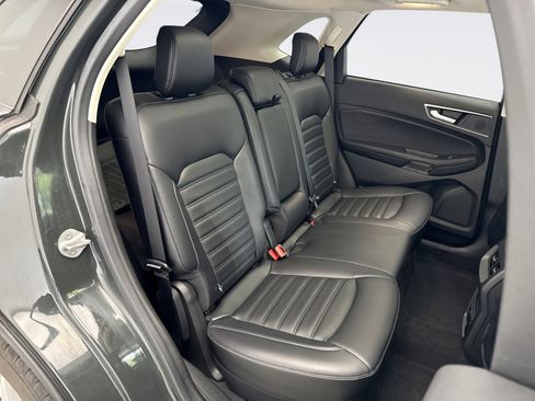 Used 2023 Ford Edge SEL image 18