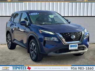 Used 2023 Nissan Rogue SV image 1