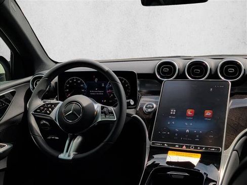 Certified 2026 Mercedes-Benz GLC 300 4MATIC image 27