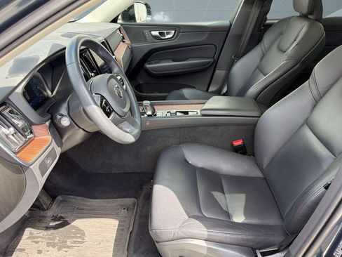 Used 2024 Volvo XC60 B5 Plus w/ Protection Package Premier AWD/4WD image 5