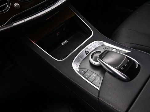 Used 2016 Mercedes-Benz S 550 4MATIC Sedan image 38