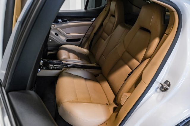 Used 2016 Porsche Panamera S w/ Premium Package Plus RWD image 39