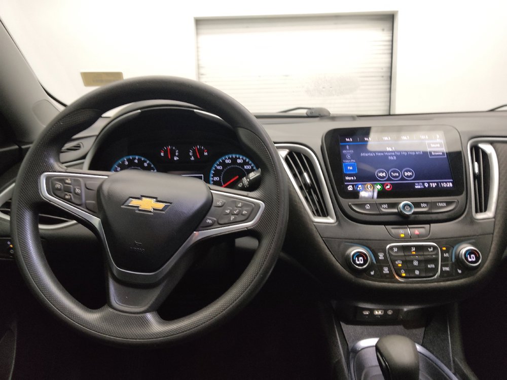 Used 2022 Chevrolet Malibu LT FWD image 22