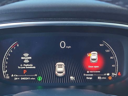 Certified 2023 Acura MDX w/Technology Package image 24