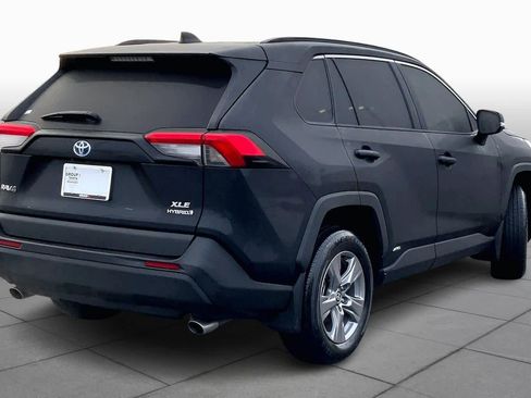 Used 2024 Toyota RAV4 XLE w/ Convenience Package image 13