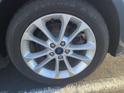 Used 2019 Ford Fusion Energi Titanium image 21