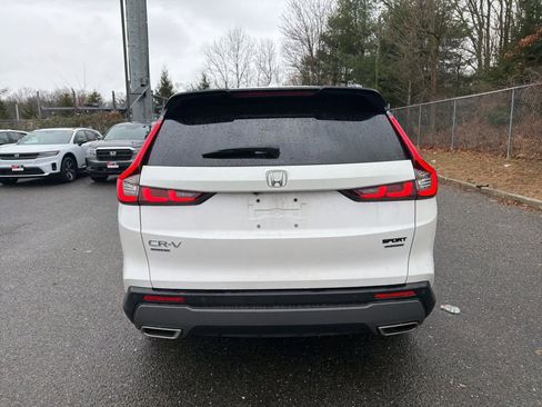 Used 2024 Honda CR-V Sport Touring image 4