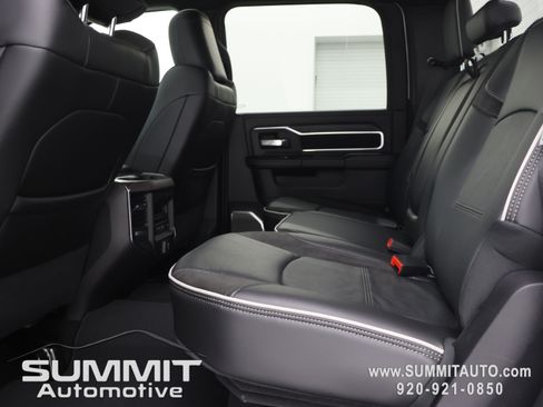 New 2026 RAM 3500 Laramie AWD/4WD image 34