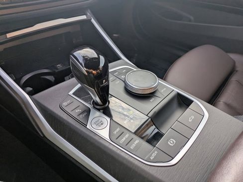 Used 2023 BMW 430i Convertible w/ Premium Package image 15