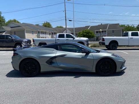 Used 2024 Chevrolet Corvette Stingray Preferred Conv w/ Z51 Performance Package RWD image 7