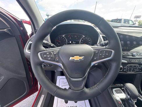 Used 2024 Chevrolet Equinox Premier AWD/4WD image 20