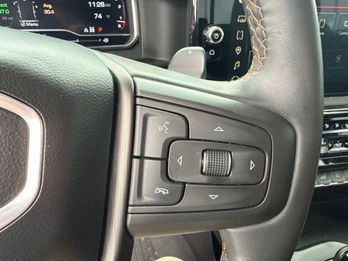 Used 2024 GMC Sierra 1500 AT4 w/ AT4 Premium Package AWD/4WD image 28