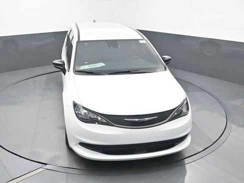 New 2025 Chrysler Voyager LX image 53