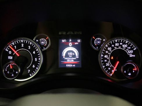 Used 2019 RAM 1500 Big Horn image 10