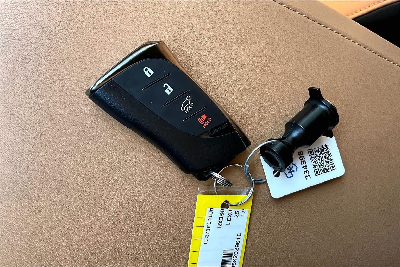 Used 2025 Lexus RX 350 FWD image 15