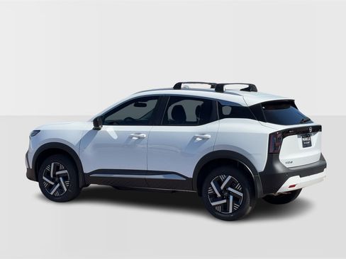 New 2026 Nissan Kicks SV w/ Cold Weather Package image 3