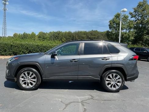 Used 2021 Toyota RAV4 XLE Premium FWD image 16