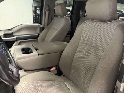 Used 2018 Ford F150 XLT w/ Equipment Group 302A Luxury AWD/4WD image 19