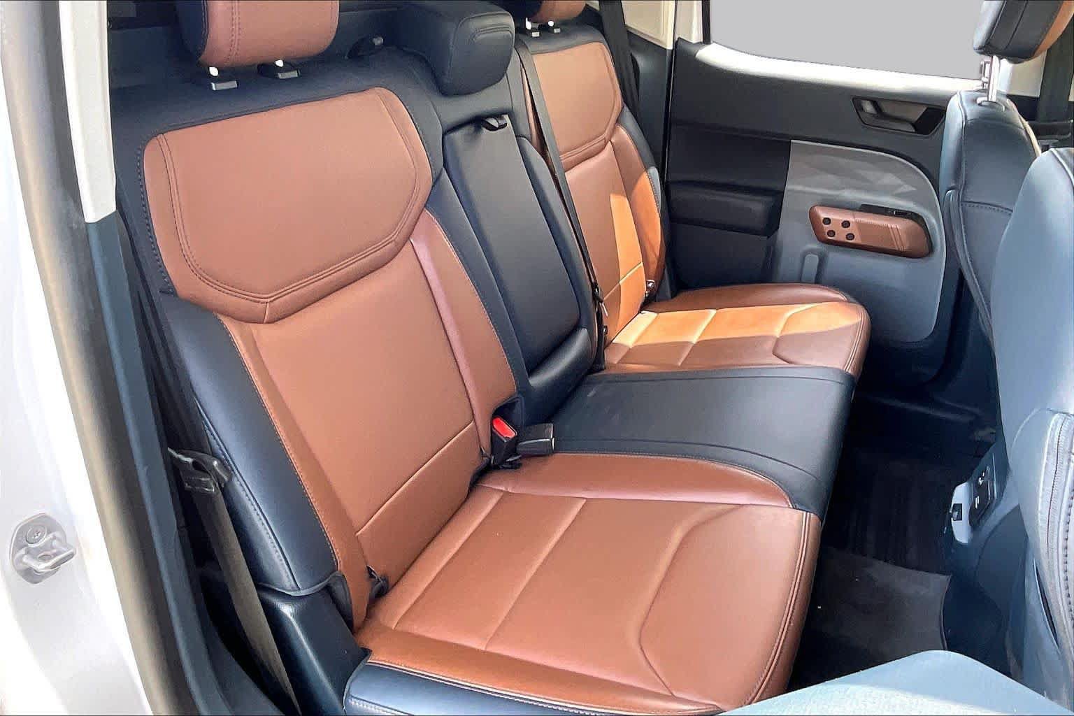 Used 2022 Ford Maverick Lariat w/ Lariat Luxury Package AWD/4WD image 39