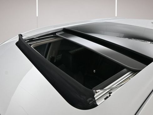 Certified 2023 Nissan Rogue SV w/ SV Premium B Package FWD image 20